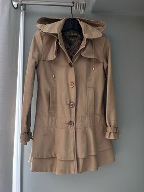 GUESS Tan Hooded Layered Trench Coat flared skirt style bottom used with flaws S